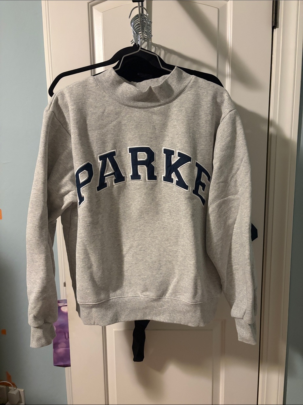 Parke varsity Mock neck sweatshirt grey with navy and white l/xl